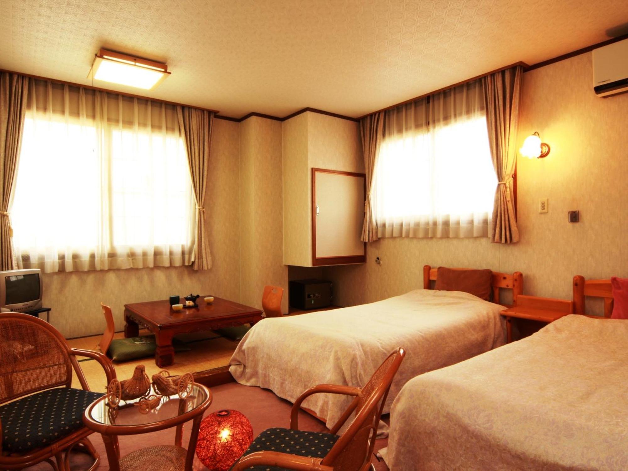 Hatoguruma Kawabata Nozawaonsen Rum bild